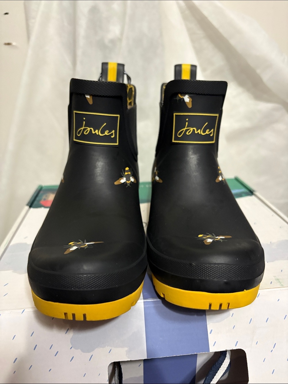 Joules Bee-Print Rain Ankle Boots size US 6 NWT